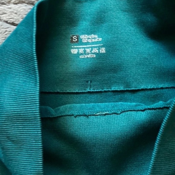 Emerald green spandex - Picture 2 of 3